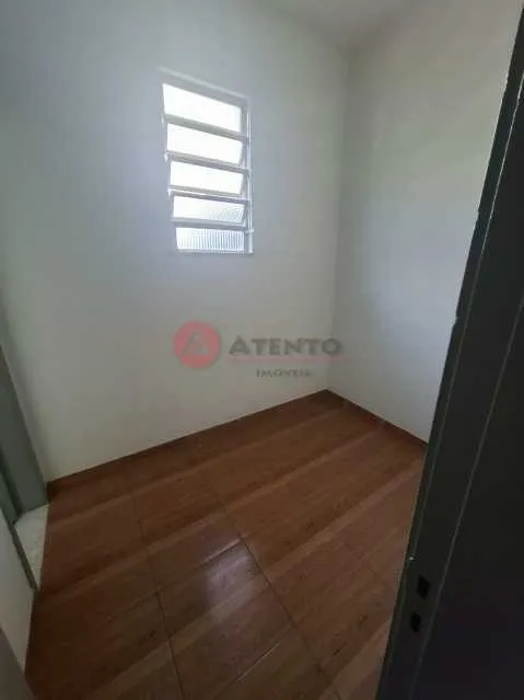 Apartamento com piso de madeira ou laminado, Brás de Pina — photo 4