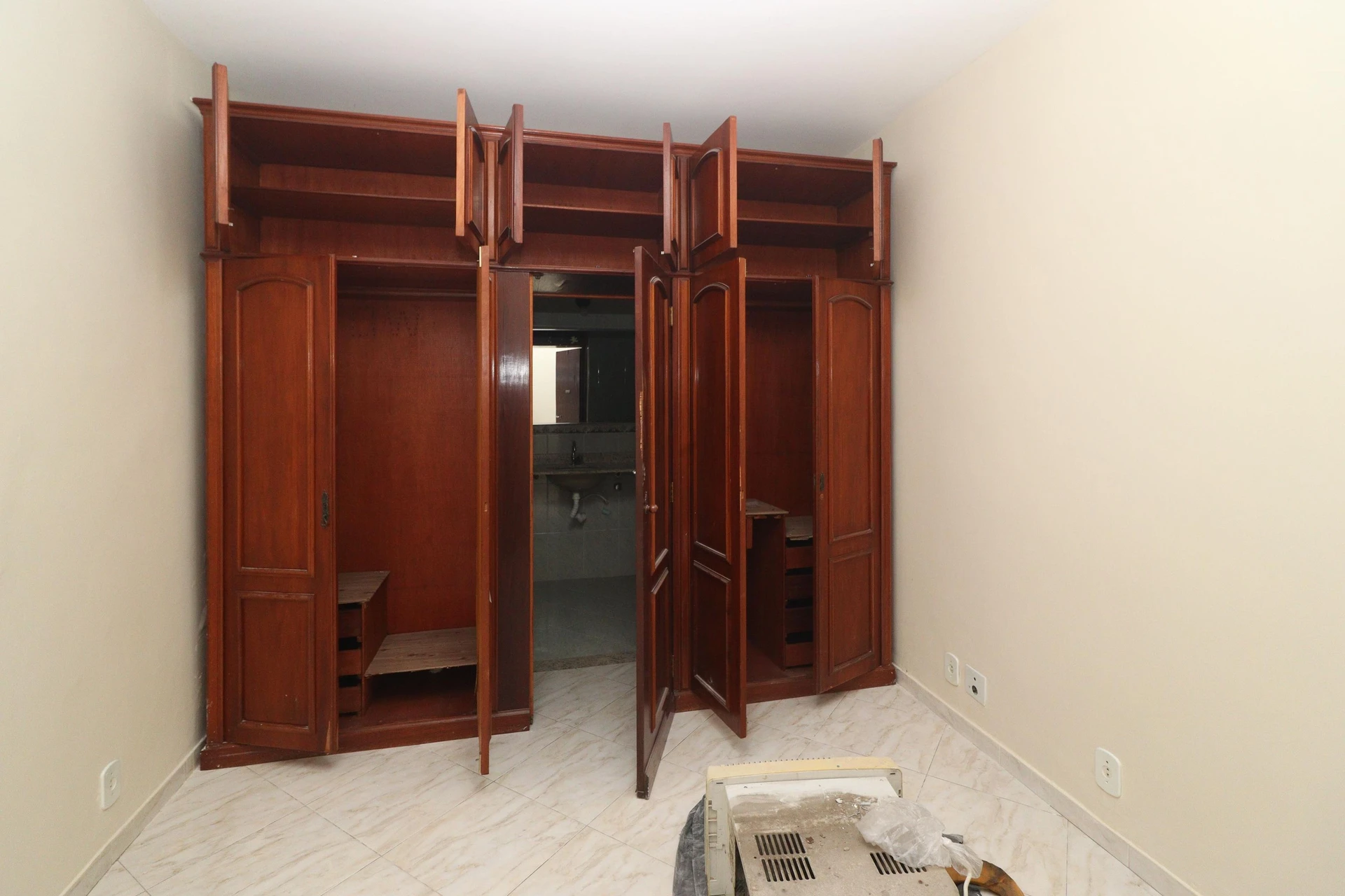 3-bedroom house with a garden in Rio de Janeiro — photo 23