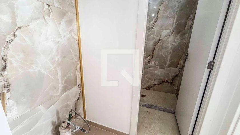 Washing machine in a one-bedroom apartment, 32 m² — photo 9