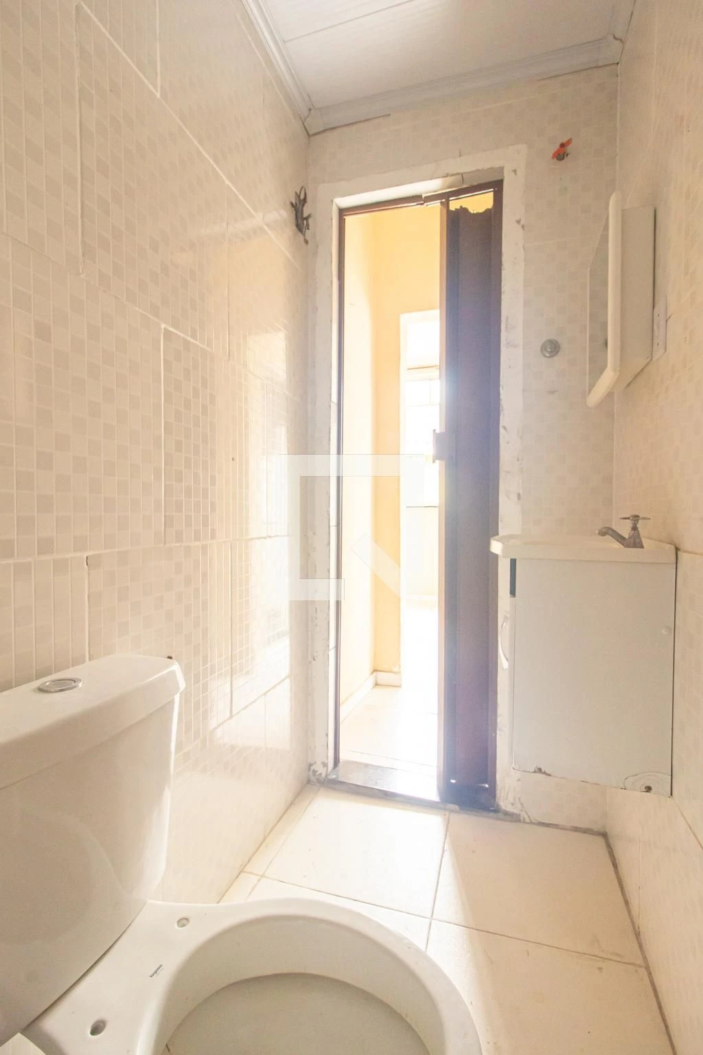 Unfurnished house with 2 bedrooms and 1 tiled bath — photo 21