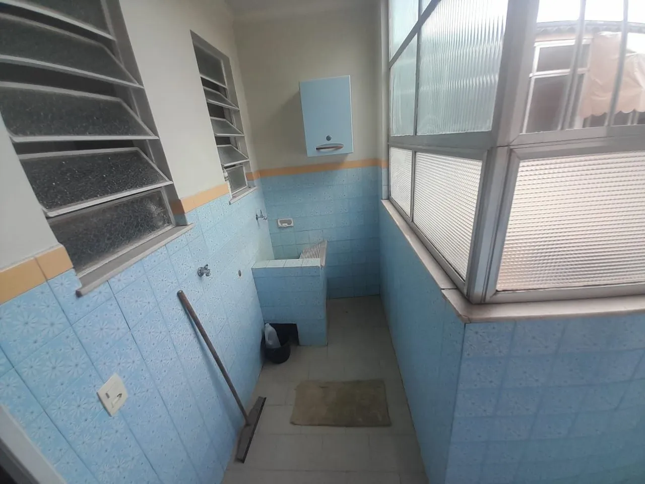 Квартира 80 м² с 2 спальнями и деревянными полами — photo 9