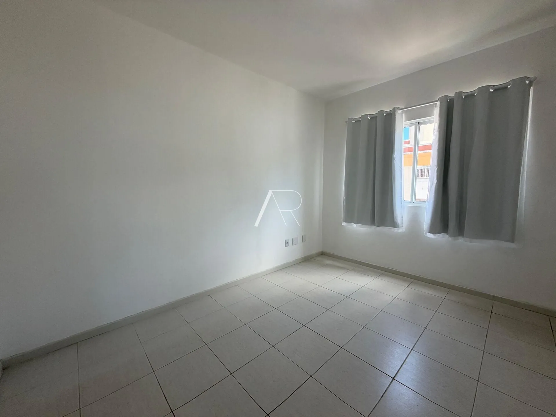 Furnished apartment, 85 m², with a washing machine — photo 24
