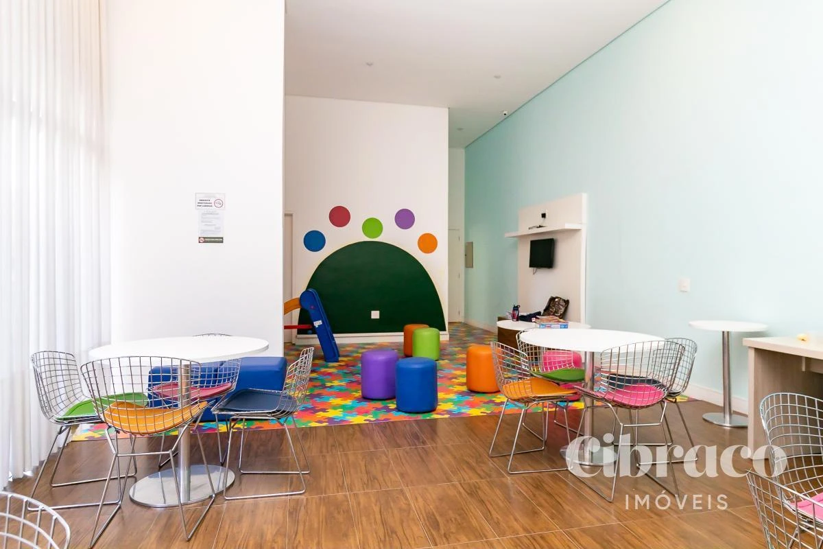 Apartamento de 2 quartos com varanda envidraçada — photo 25