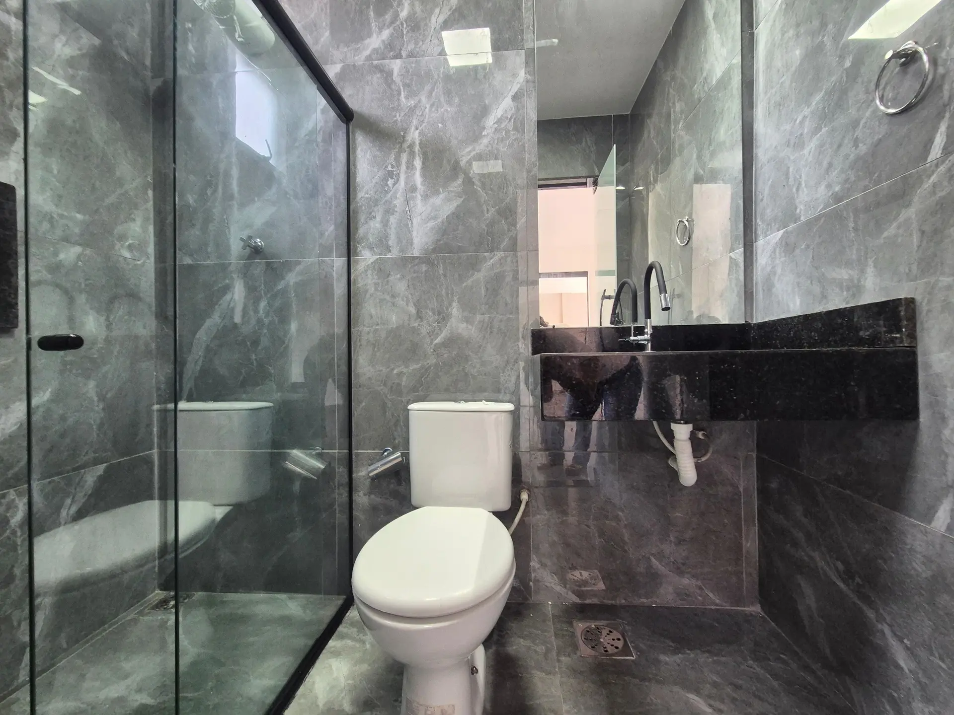 5-bedroom house with a washing machine in Rio de Janeiro — photo 11