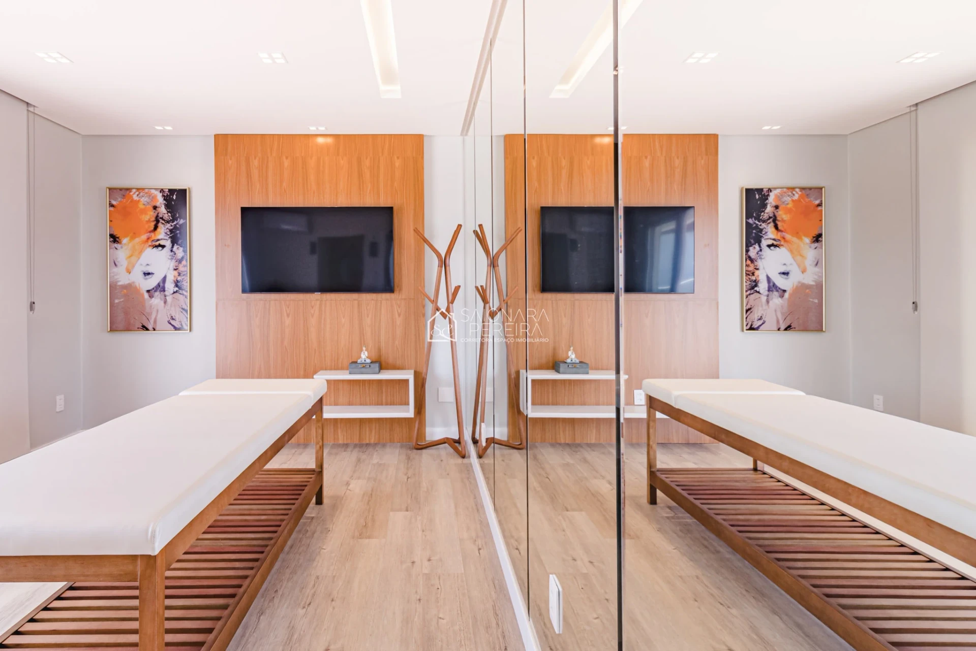 Застеклённый балкон и 3 спальни: квартира 102 м² — photo 9
