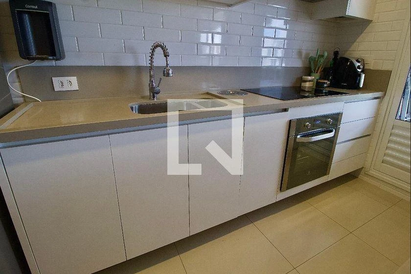 Home office in a 2-bedroom apartment, 80 m² — photo 17