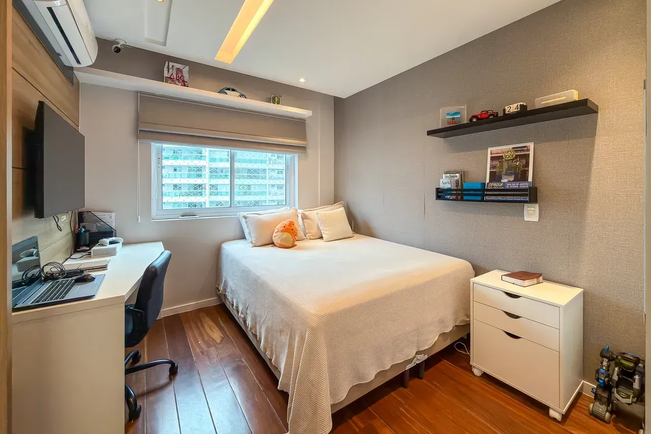 Furnished 3-bedroom apartment with 4 bathrooms — photo 20