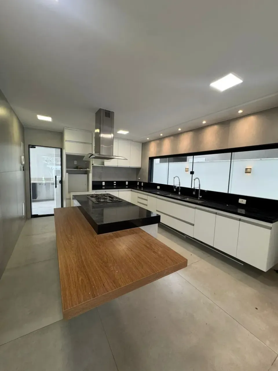 Casa com 5 quartos e cozinha americana — photo 14