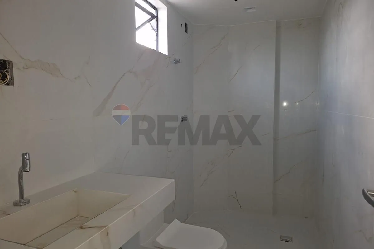 Рабочее место и 3 спальни: квартира 96 м² — photo 32