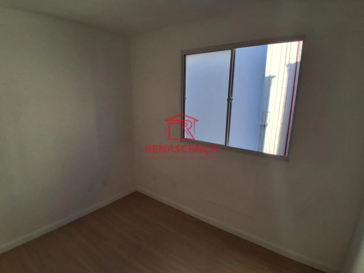 Unfurnished 2-bedroom apartment with private garden — photo 9