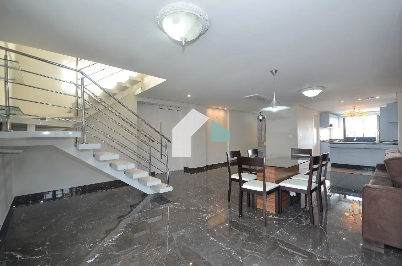 Apartamento sin muebles de 312 m² con 3 suites y 4 plazas — photo 8