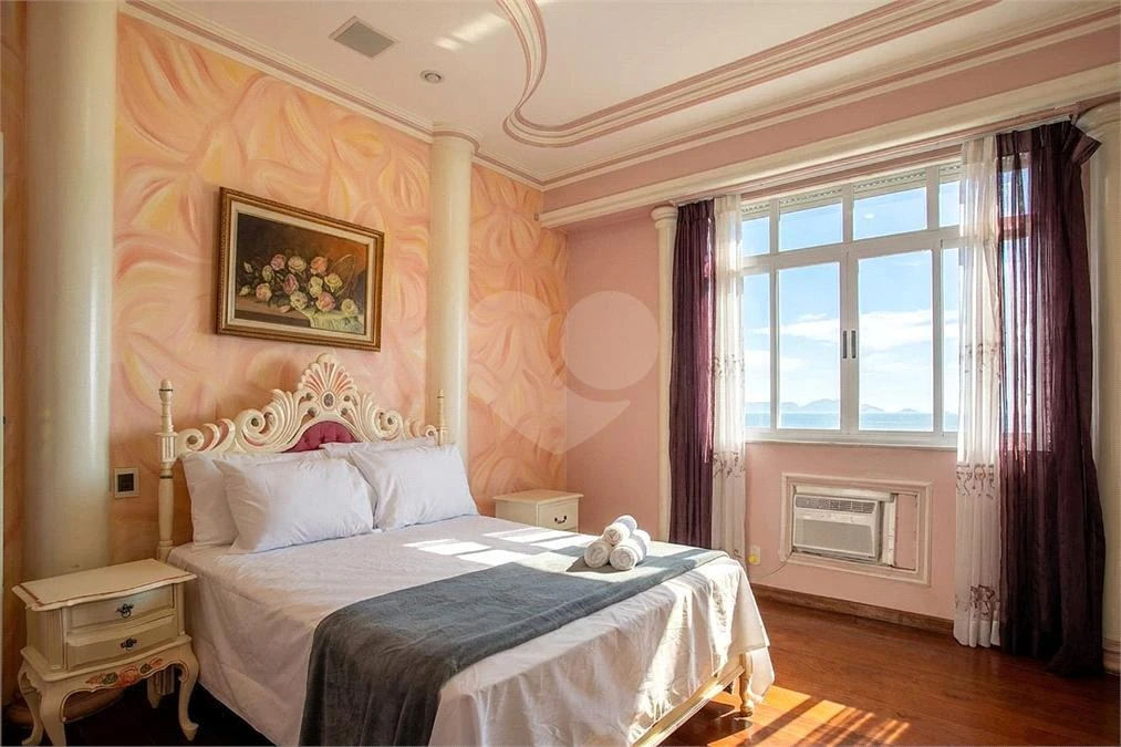 Furnished 127 m² apartment with 3 bedrooms and 3 baths — photo 12