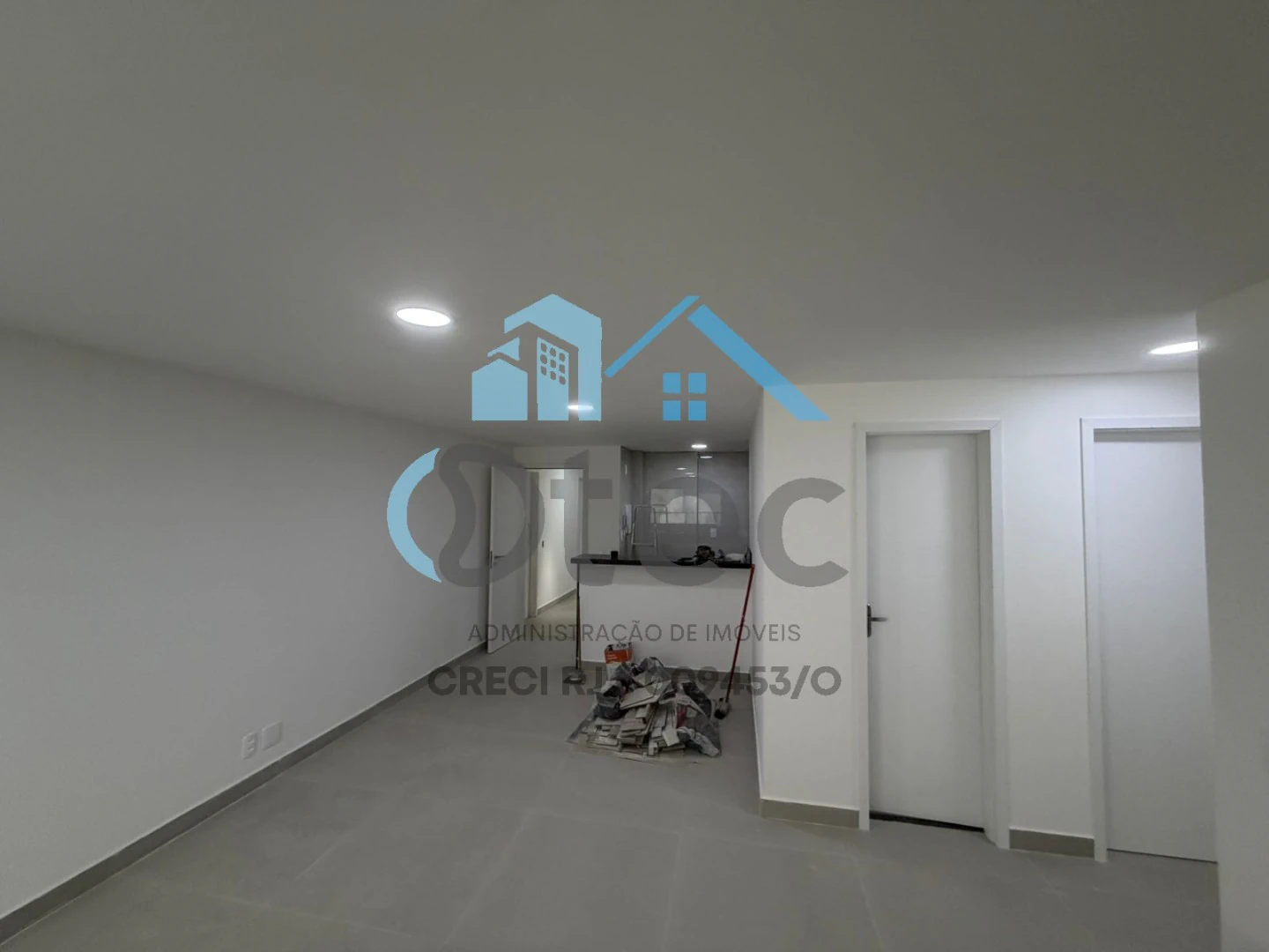 2-suite apartment with 2 parking spaces — photo 9