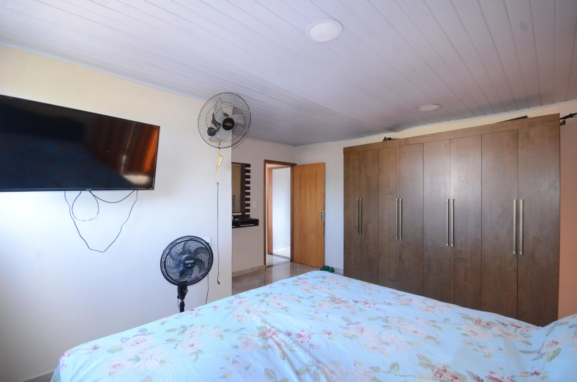 Apartamento com 3 quartos e varanda com área de trabalho — photo 26