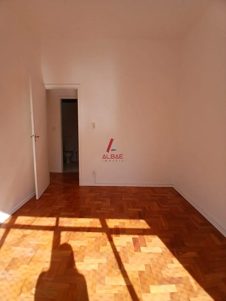 Apartamento com 2 quartos, 1 vaga e banheiro — photo 15
