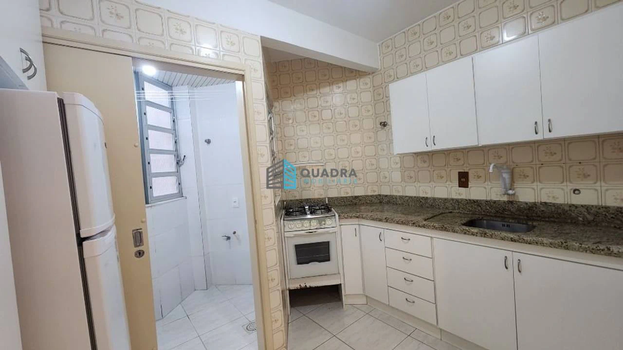 Departamento con piso de madera o laminado en Florianópolis — photo 6