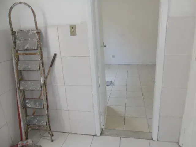 Apartamento com 2 quartos, 1 banheiro e 69 m² — photo 4