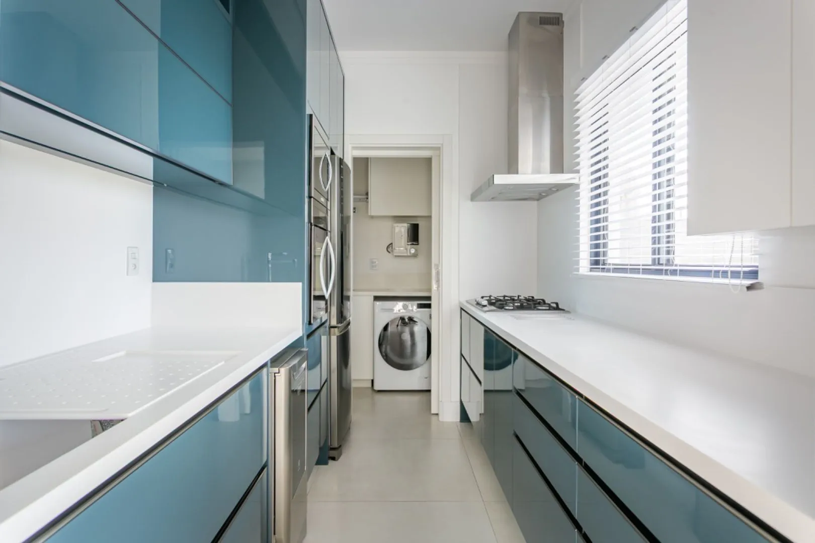 Penthouse with 2 en-suite bedrooms, 180 m² and 2 parking — photo 2