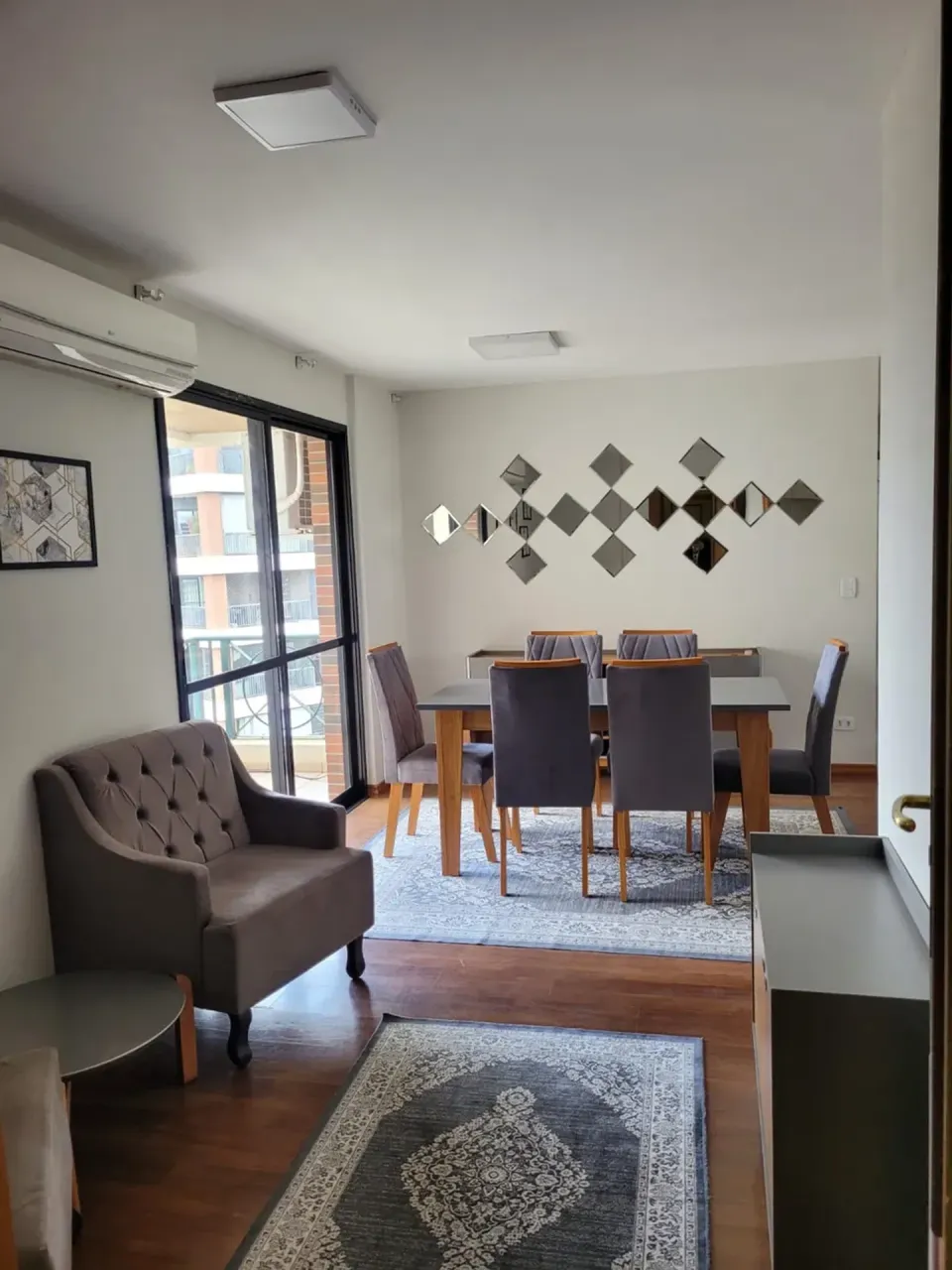 117 m² apartment with 3 bedrooms, 2 baths and gas kitchen