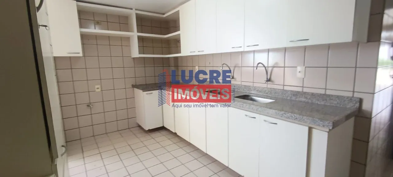 Apartment with 4 bedrooms, 2 en-suite rooms and 2 parking — photo 15
