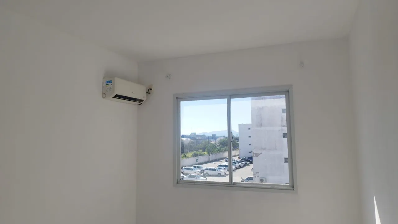 Rental apartment with 2 bedrooms and a balcony — photo 7