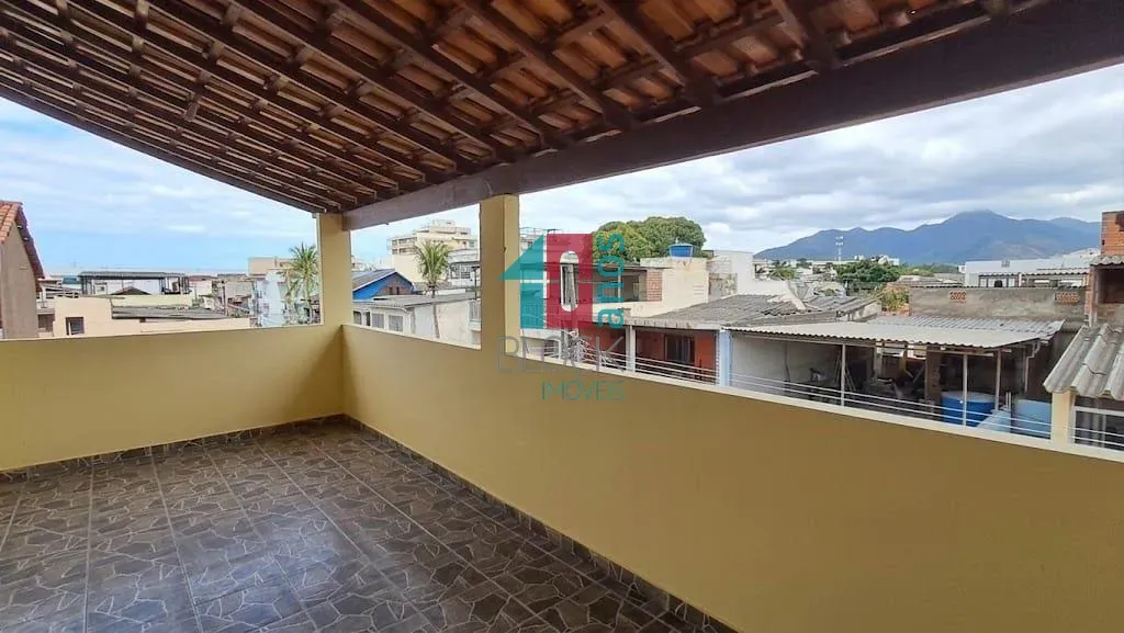 House with 3 bedrooms, balcony and private garden — photo 32