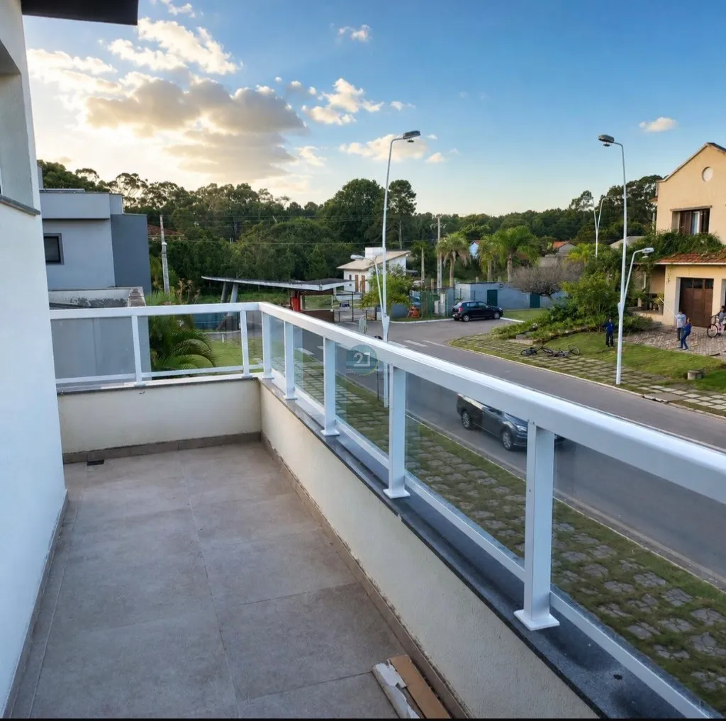 Rental house with 3 bedrooms and a glass balcony — photo 2