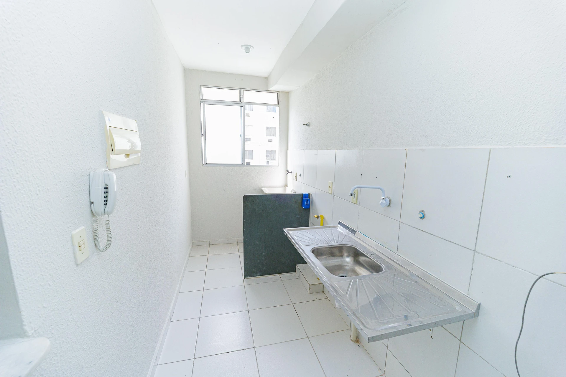 Apartamento de 2 quartos em condomínio com piscina — photo 6
