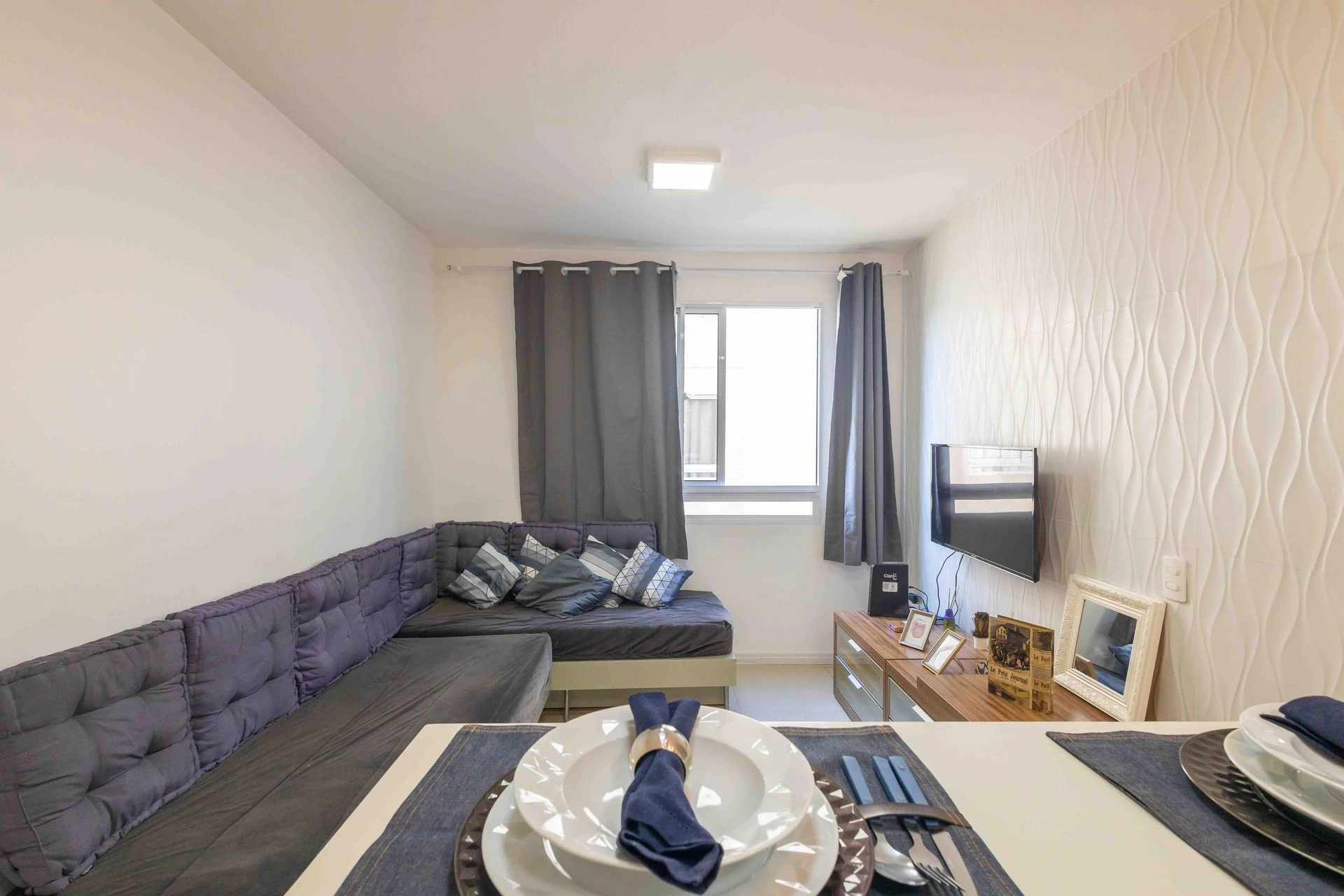 Furnished 2-bedroom apartment with 1 parking space — photo 16