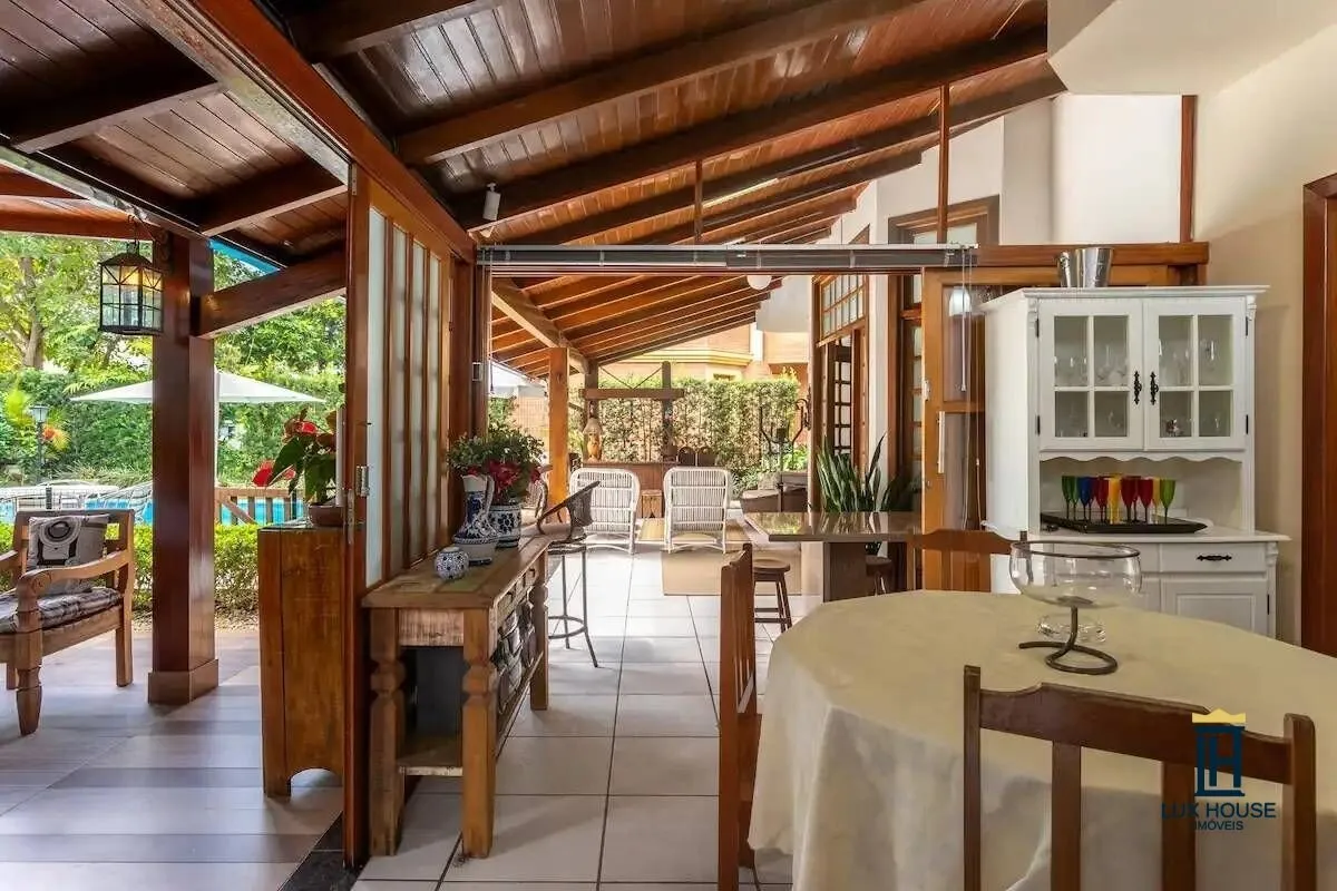 Furnished house with 5 en-suite bedrooms — photo 25