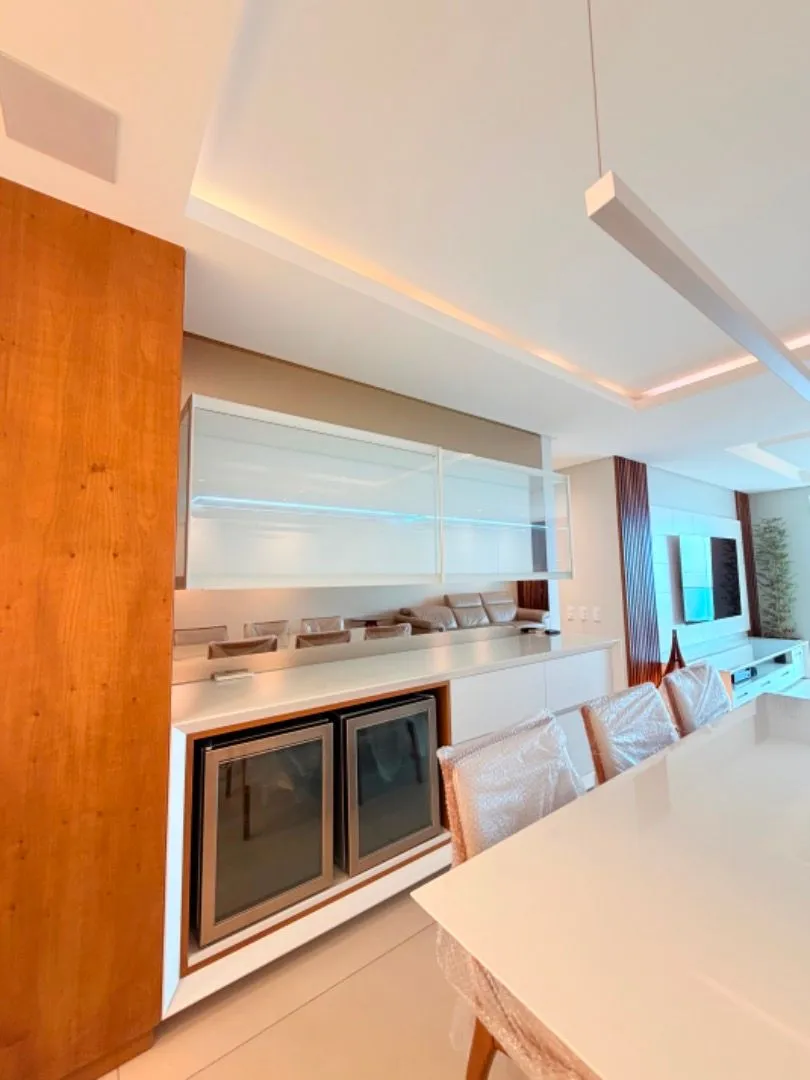 140 m² apartment with 3 bedrooms and a closed balcony — photo 28