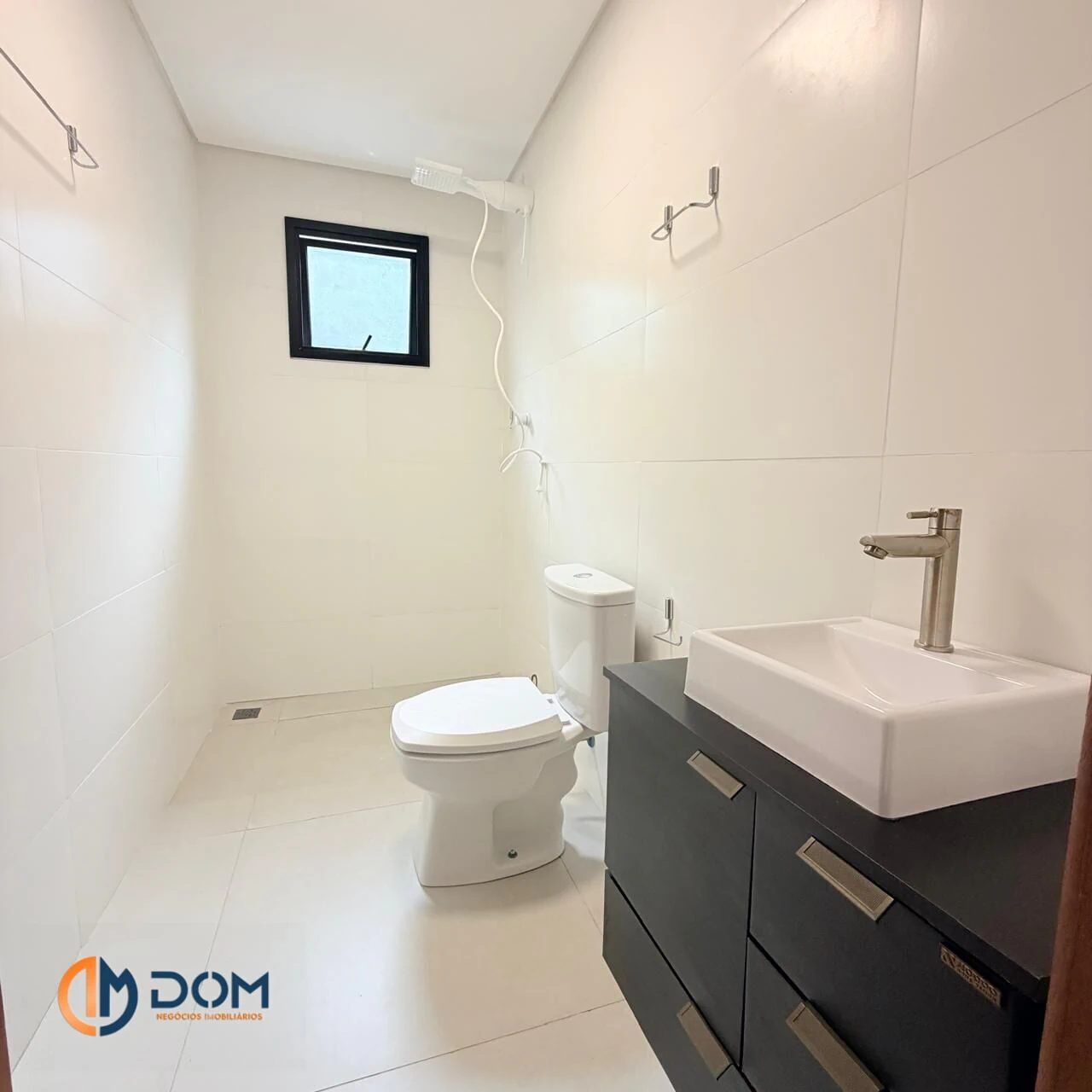 2-bedroom house with a washing machine in Florianópolis — photo 13