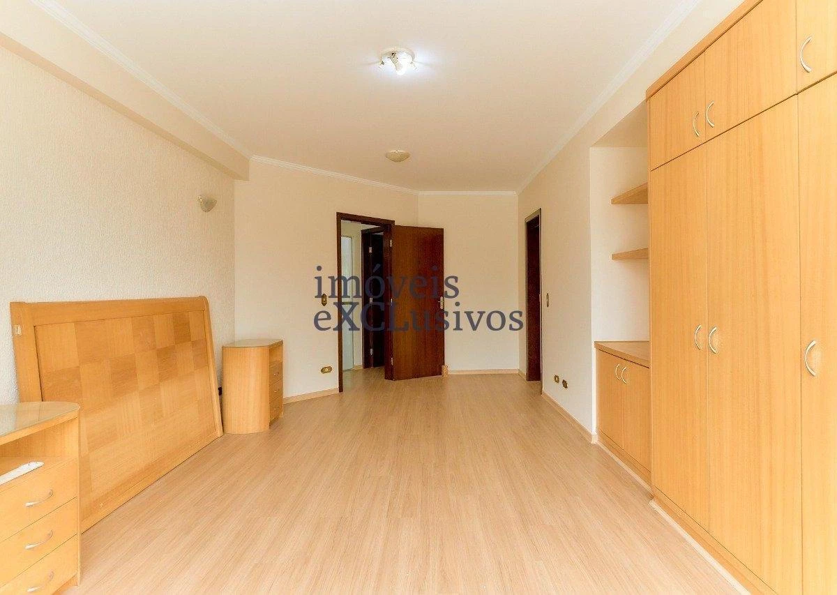 Ванна та 5 спалень: будинок 500 м² — photo 25