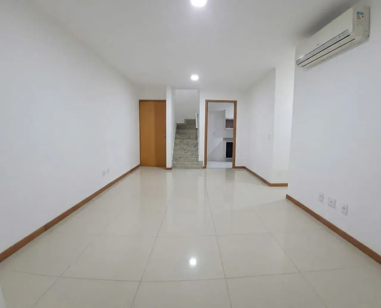 Duplex penthouse with 3 bedrooms and city views — photo 5