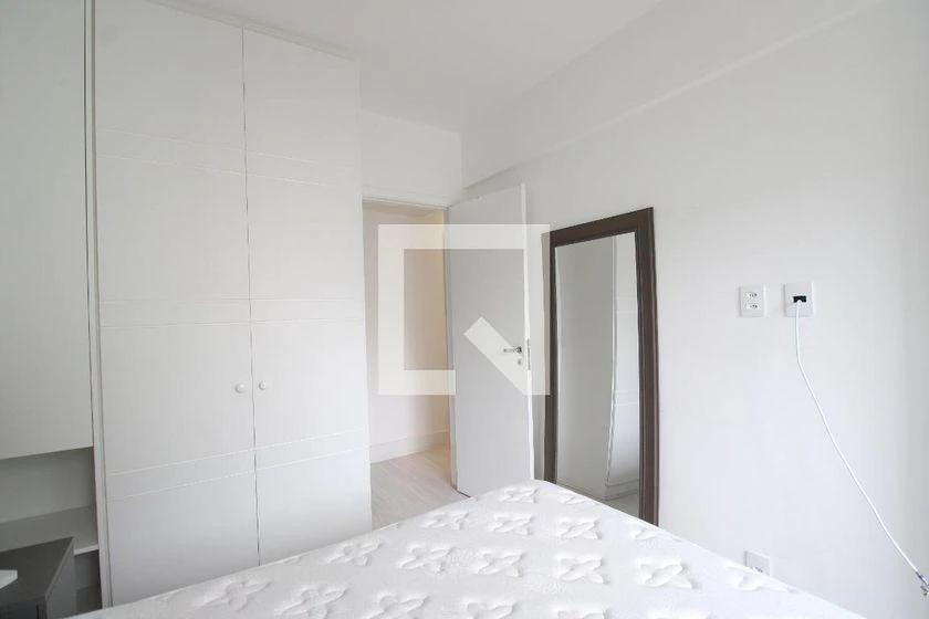 2-bedroom apartment in a building with a gym — photo 11