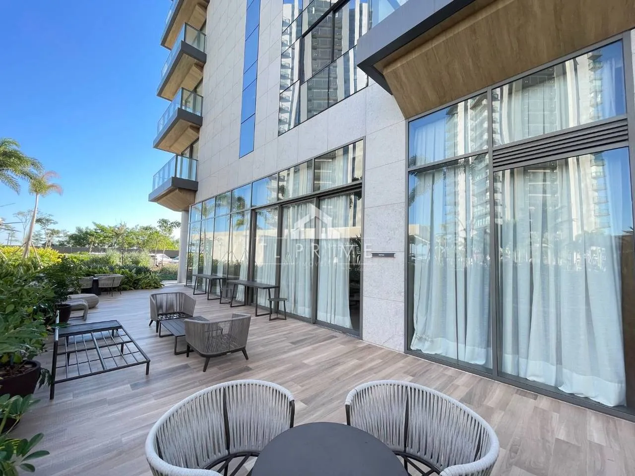 Rental apartment with balcony and 3 bedrooms — photo 51