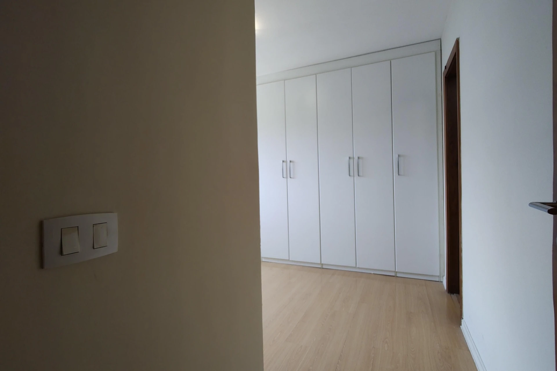 99 m² apartment with a water view and a washing machine — photo 22