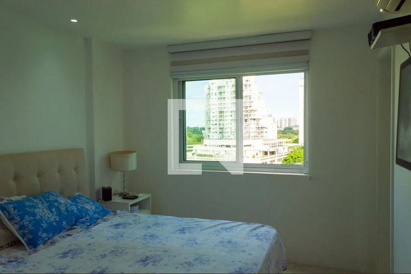 3 en-suite bedroom rental with 127 m² and 2 parking spots — photo 44