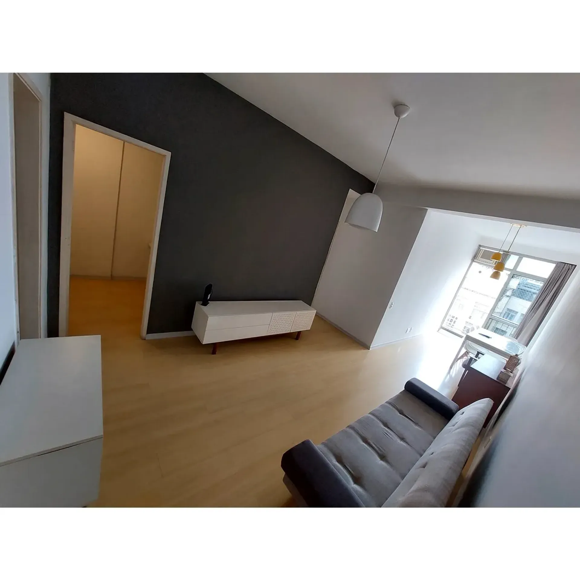 One-bedroom apartment with a washing machine — photo 28