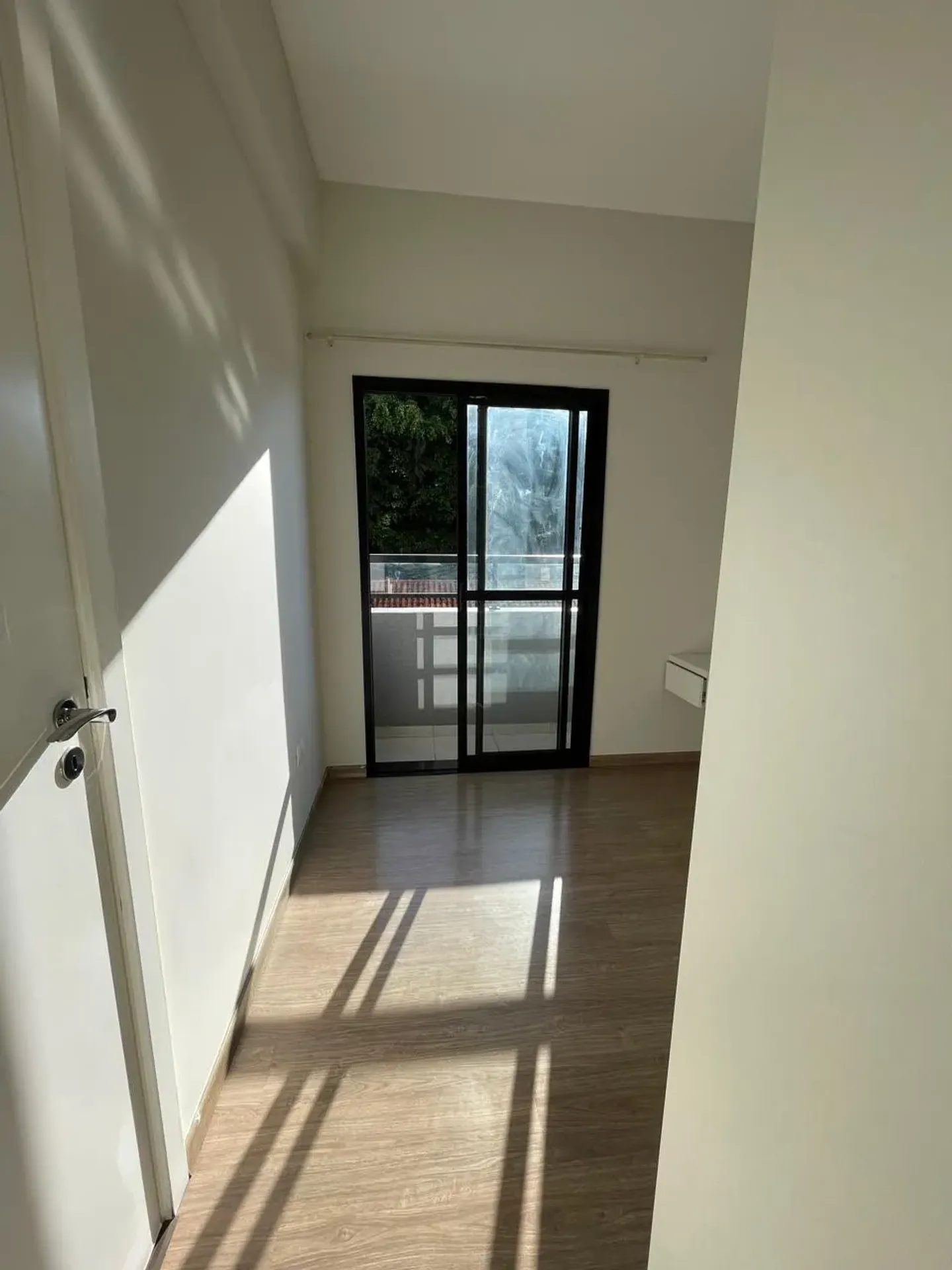 One-bedroom apartment with a dryer in Curitiba — photo 9