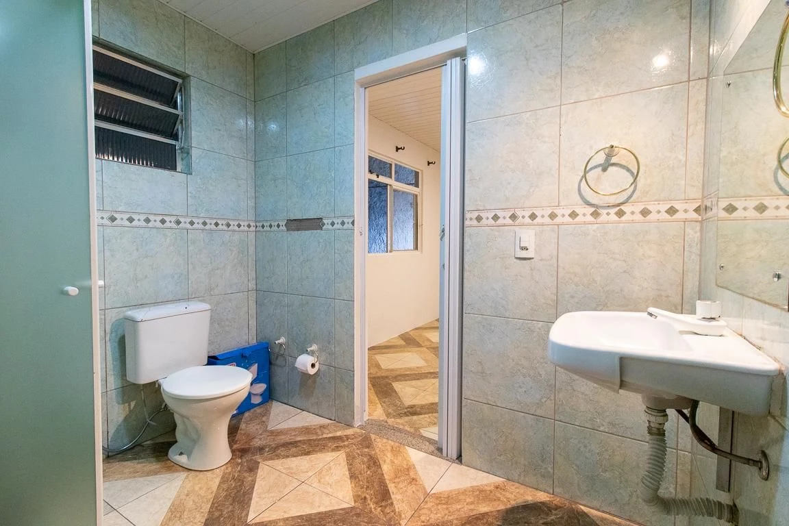 2-bedroom house with a garden in Curitiba — photo 30