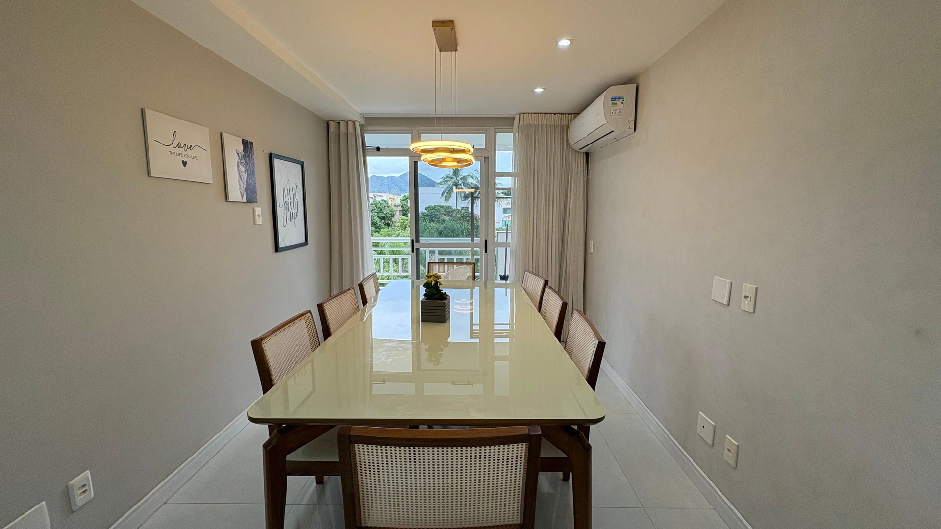 Furnished apartment, 114 m², with a jacuzzi — photo 10