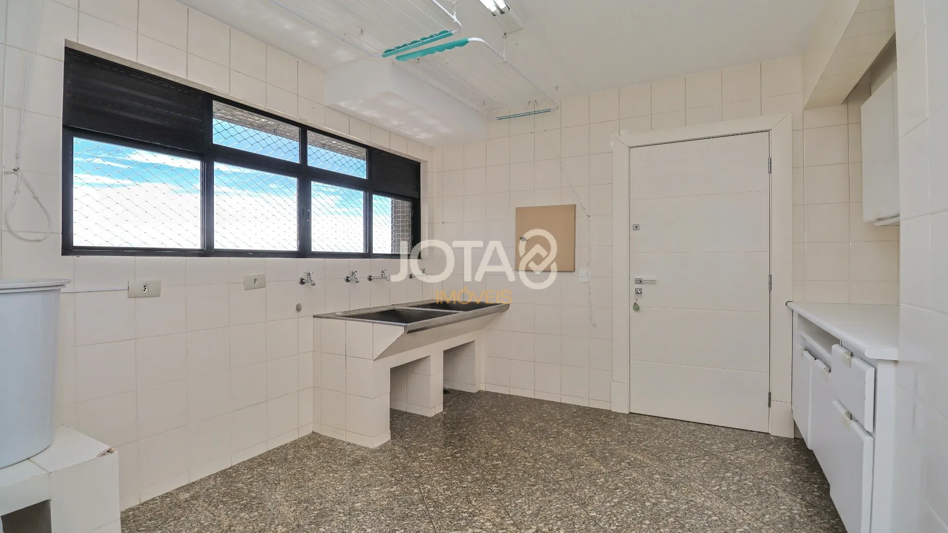 Apartamento sem mobília com churrasqueira privativa — photo 31
