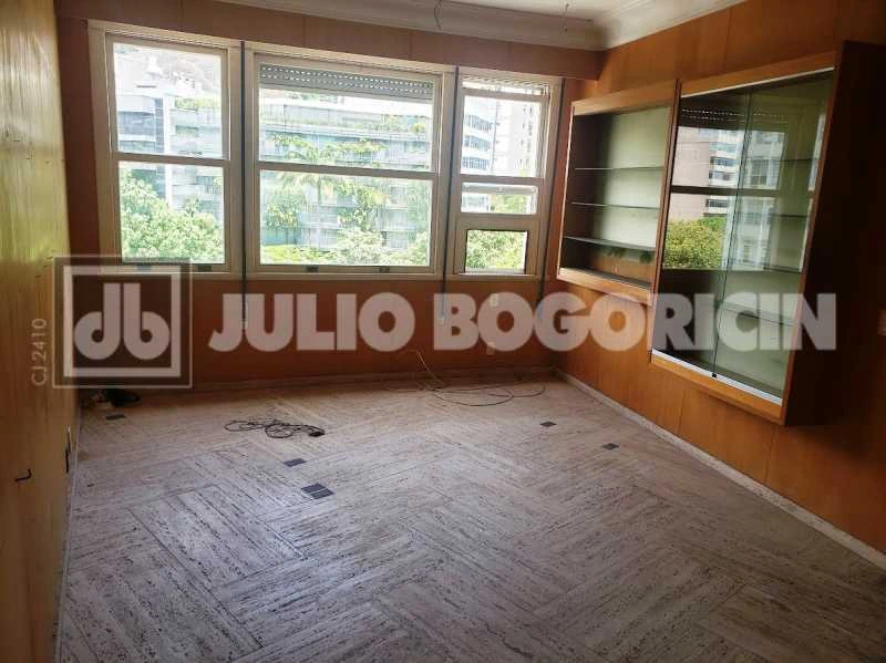 Квартира з 3 спальнями 176 м² та 1 паркомісцем — photo 3