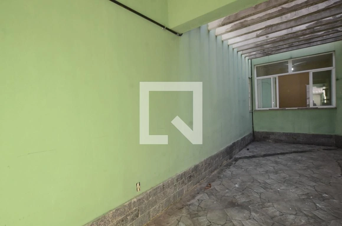 Casa sem mobília com 5 quartos e 5 banheiros — photo 24