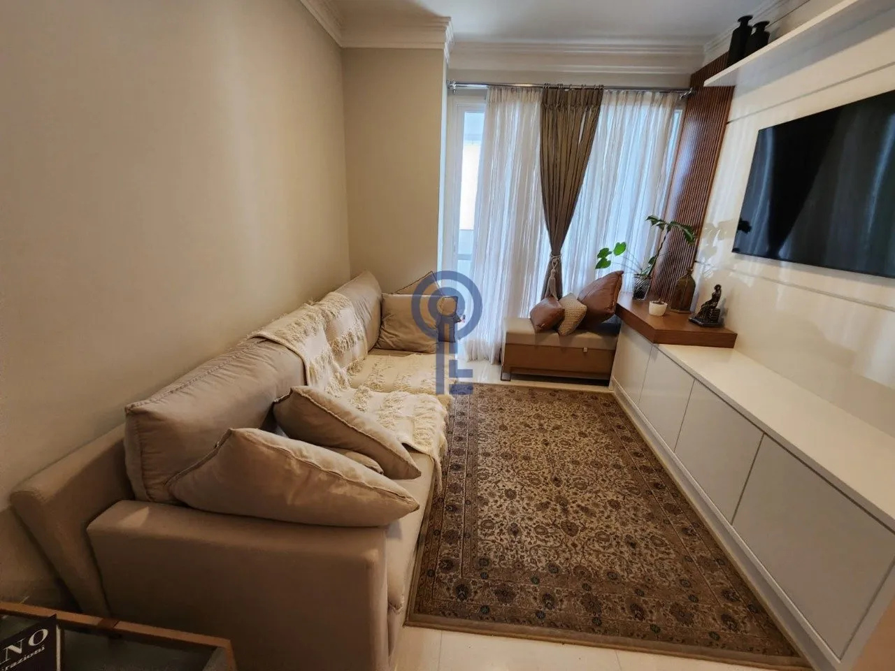 Furnished 4-bedroom apartment with 1 en-suite bath — photo 7