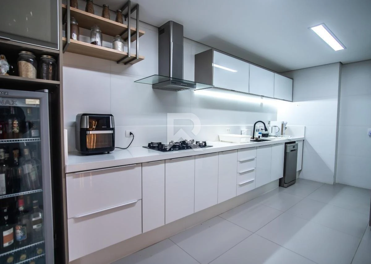 Apartment with 4 bedrooms, 255 m² and 4 parking spots — photo 13
