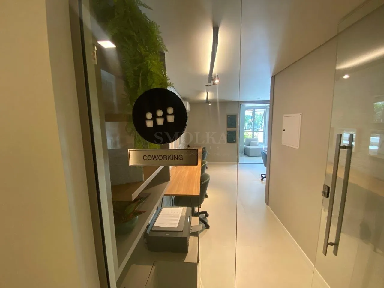 3-bedroom apartment with a grill on the balcony — photo 18