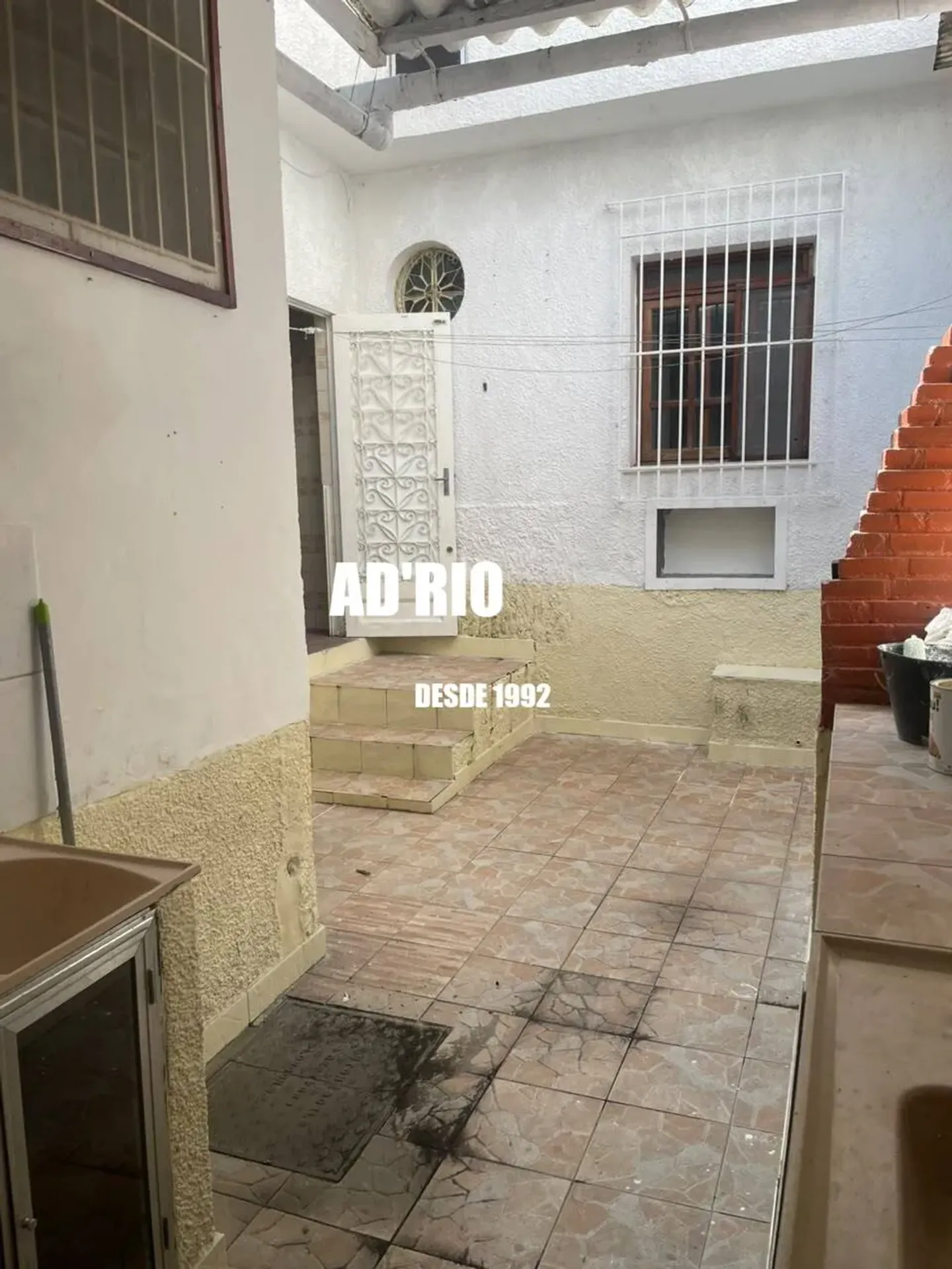 3-bedroom house with a private BBQ — photo 10