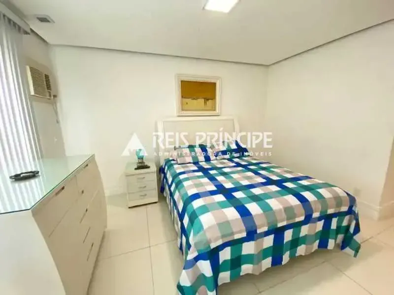 Duplex house with 5 bedrooms and a glass-enclosed balcony — photo 25